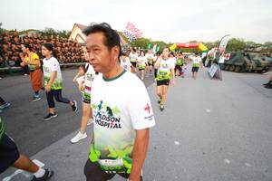 BIB: 
                            <button type="button" onclick="openModal(3530984)" class="btn btn-primary btn-sm float-right btn-popup" data-toggle="modal" data-target=".modal-high-quality">
                        <i class="fas fa-shopping-cart"></i> Add to Cart
                    </button>
                                            <button type="button" onclick="isThisMe(3530984, true)" class="btn btn-success btn-sm float-right btn-popup btn-isme hidden" data-toggle="tooltip" data-placement="bottom" title="นี่คือรูปของคุณใช่ไหม คลิกที่นี่เพื่อเอาเข้าอัลบั้ม">
                        <i class="fas fa-plus"></i> Add to album
                    </button>
                    <button type="button" onclick="isThisMe(3530984, false)" class="btn btn-warning btn-sm float-right btn-popup btn-isnotme hidden">
                        <i class="fas fa-ban"></i> Remove from album
                    </button>